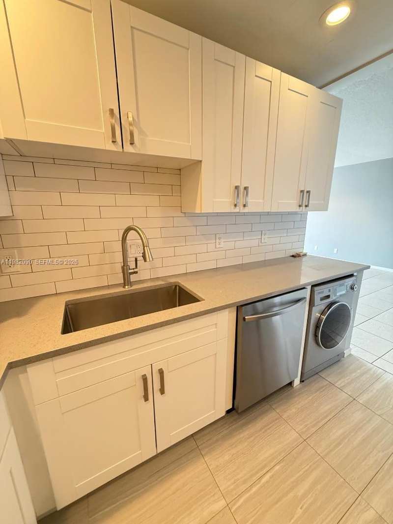 2261 NE 67th St # 1823, Fort Lauderdale FL 33308