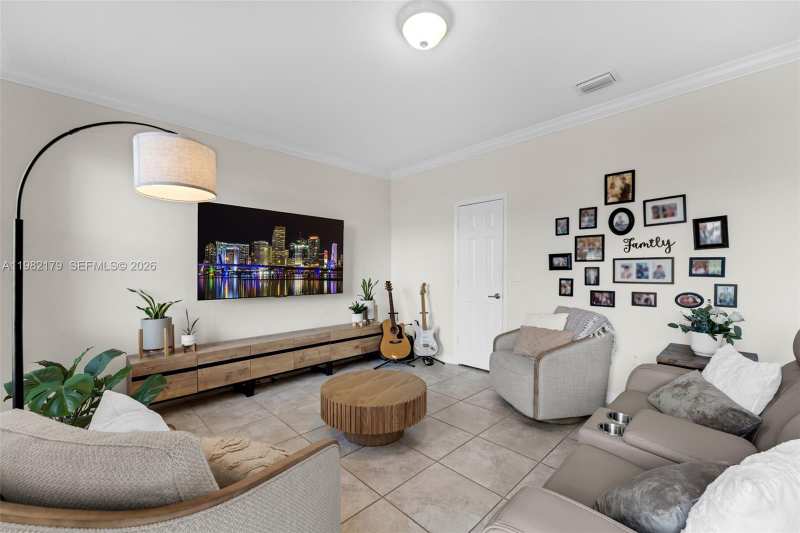11307 SW 238th St, Homestead FL 33032