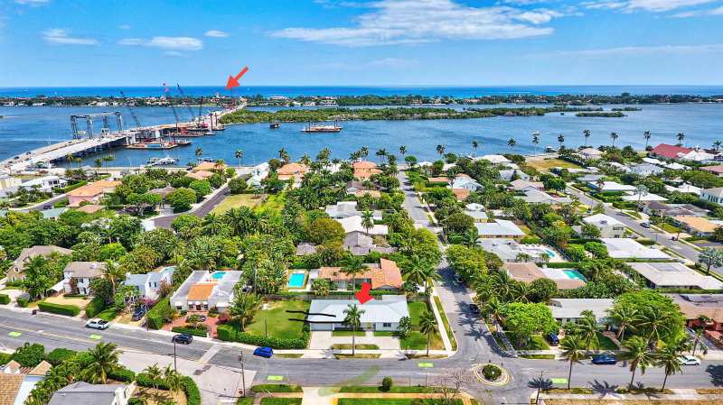 4300 Washington Road, West Palm Beach FL 33405