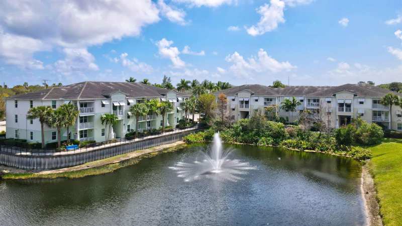 3611 High Ridge Way # 302, Boynton Beach FL 33426
