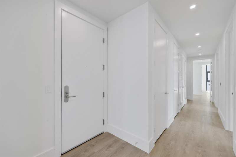 220 Lake Shore Drive # 1823, Lake Park FL 33403