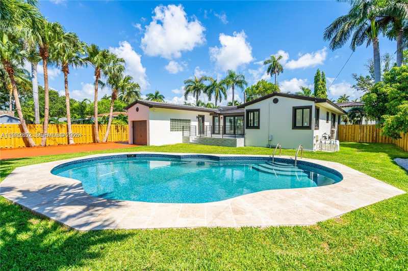 1334 Madison St, Hollywood FL 33019
