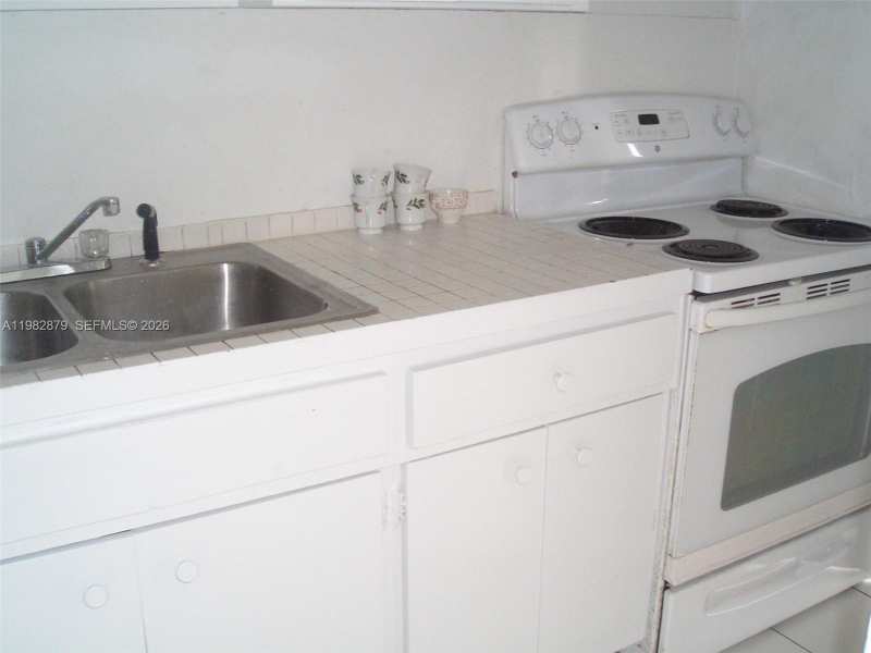 9760 SW 184th St # 15D, Cutler Bay FL 33157