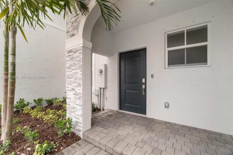 16281 SW 292nd St, Homestead FL 33033