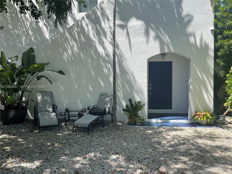 3421 SW 25th St # 01, Miami FL 33133