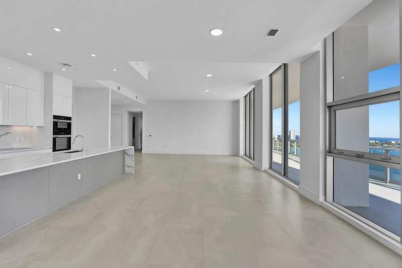 220 Lake Shore Drive # 2411, Lake Park FL 33403