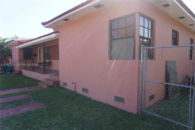 2660 SW 36th Ave, Miami FL 33133