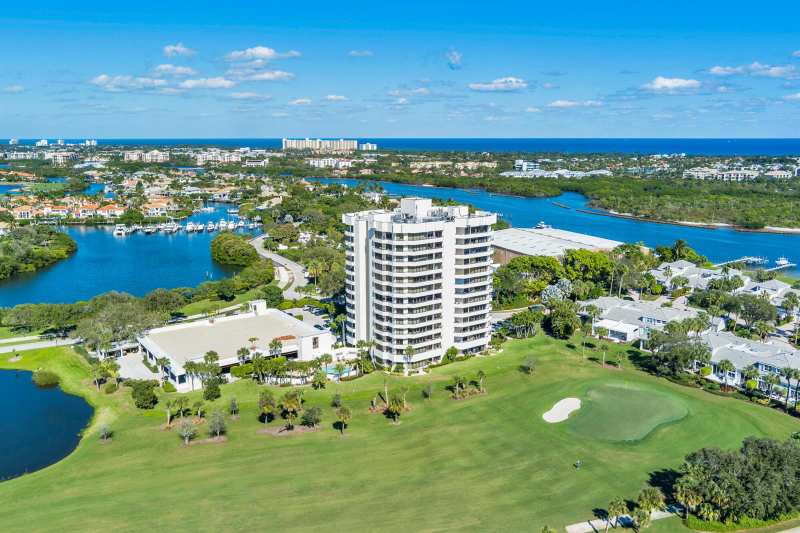 3322 Casseekey Island Road # 902, Jupiter FL 33477