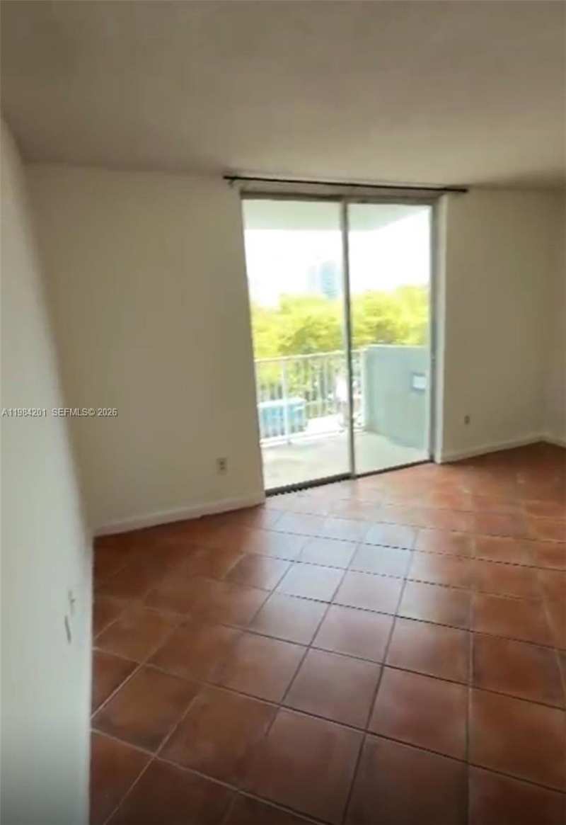 1801 S Treasure Dr # 414, North Bay Village FL 33141