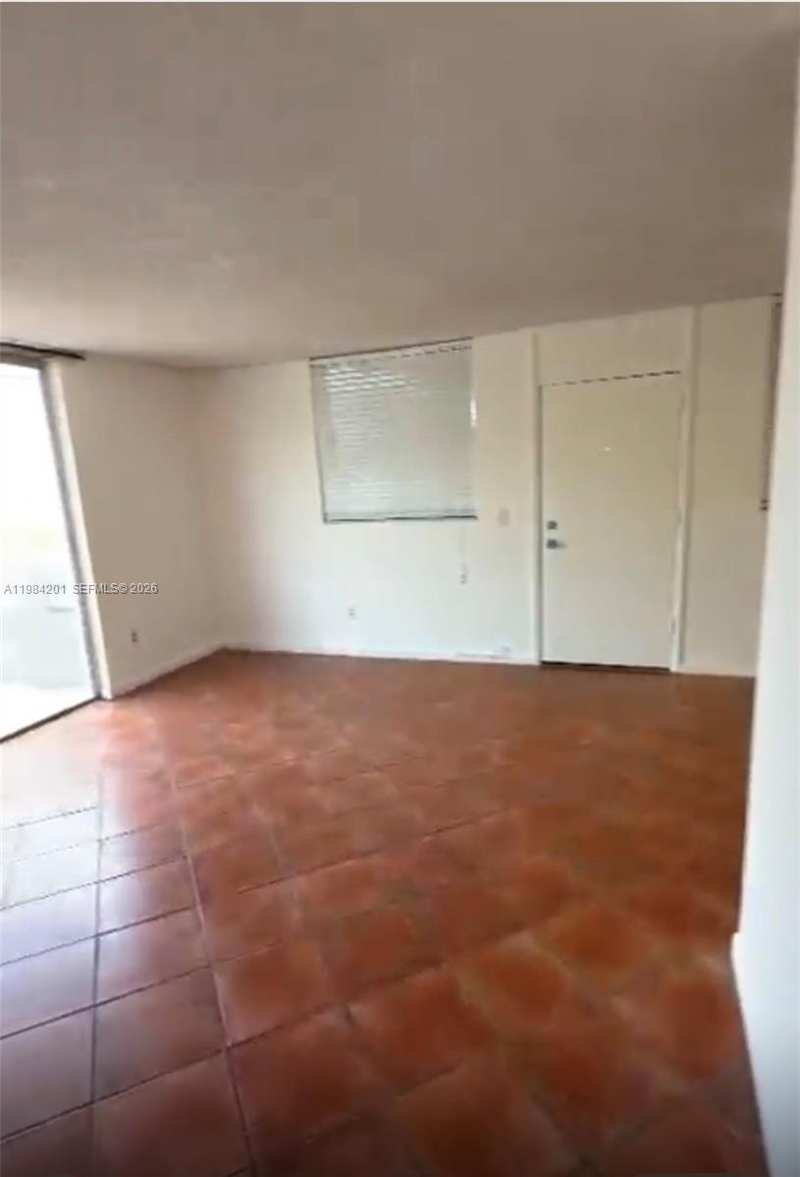 1801 S Treasure Dr # 414, North Bay Village FL 33141