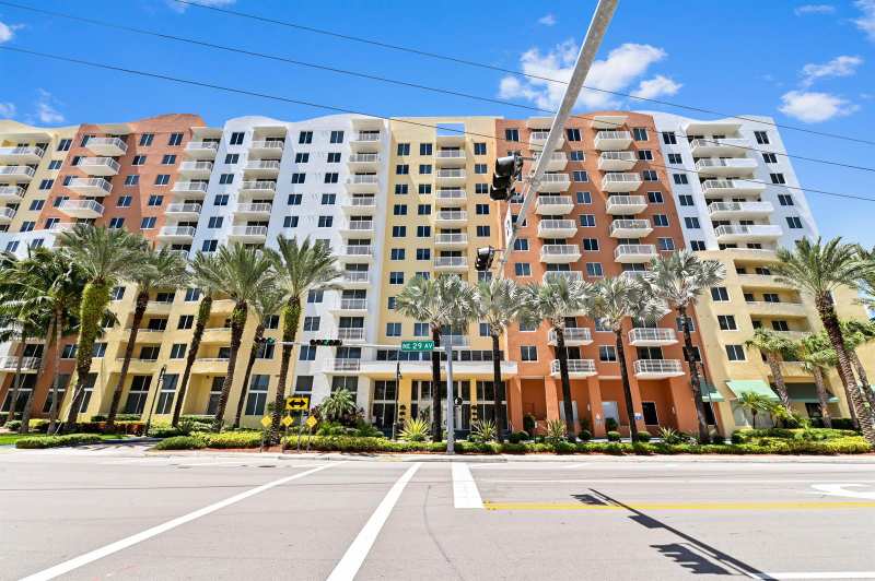 18800 NE 29th Avenue # 816, Aventura FL 33180