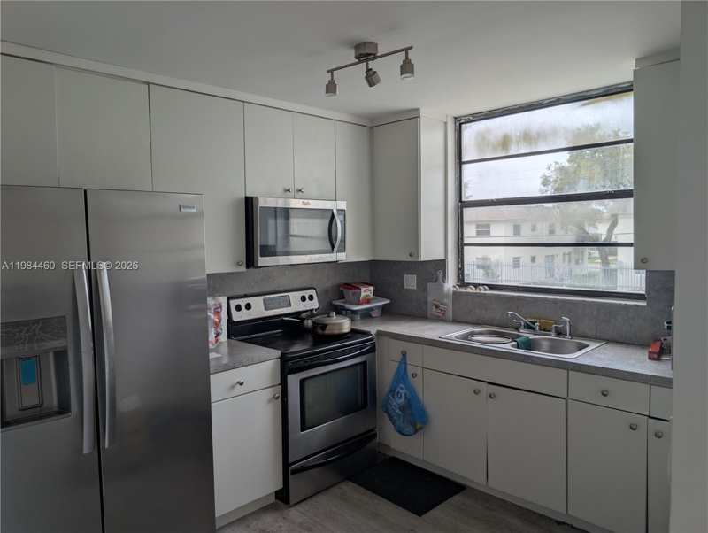 1788 NW 55th Ave # 203, Lauderhill FL 33313