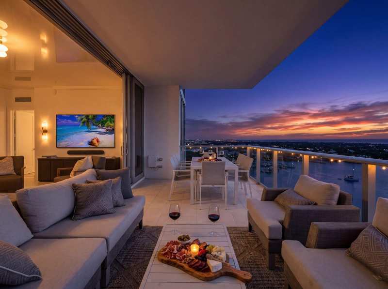 2 Water Club Way # 2001, North Palm Beach FL 33408