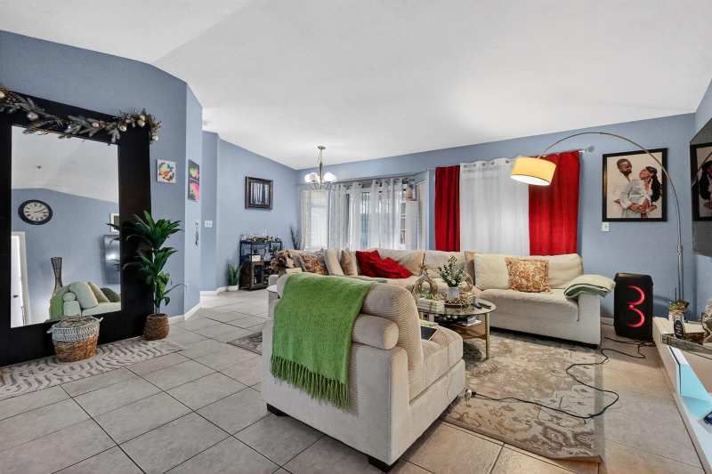 9721 W Daffodil Lane, Miramar FL 33025