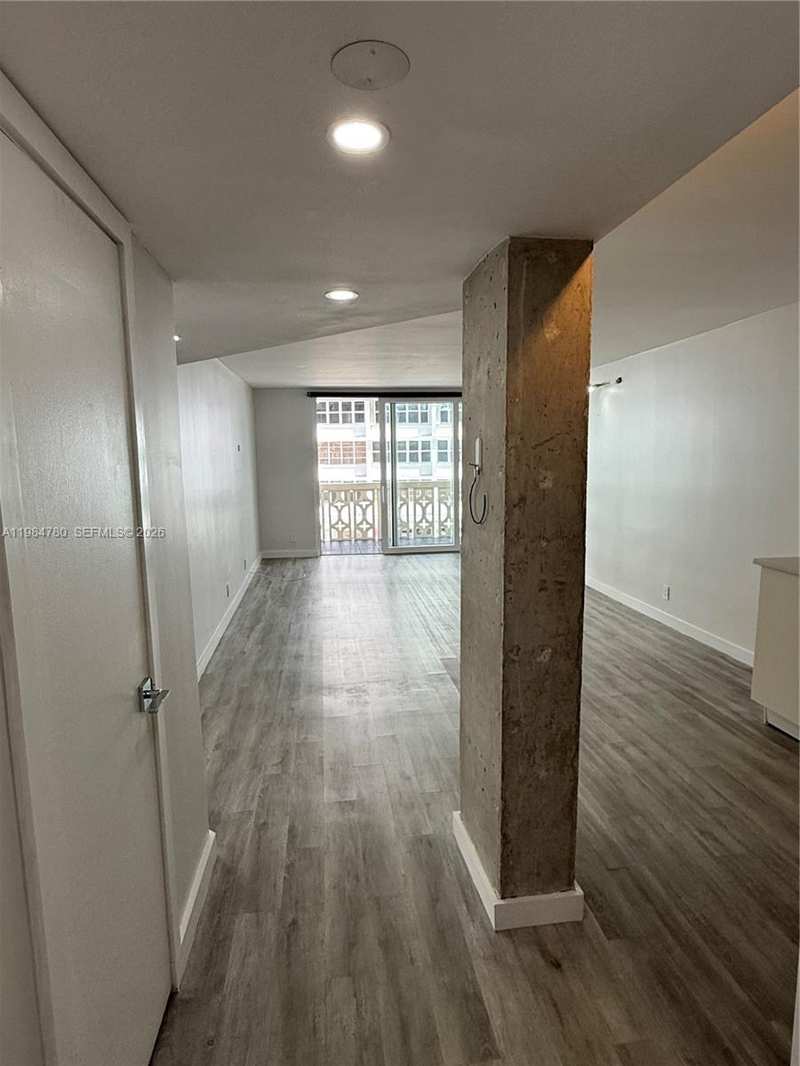 1825 S Ocean Dr # 305, Hallandale Beach FL 33009