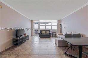 SEA AIR TOWERS CONDO
