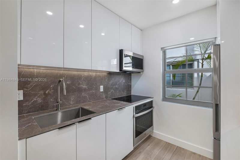 1610 Michigan Ave # 2, Miami Beach FL 33139