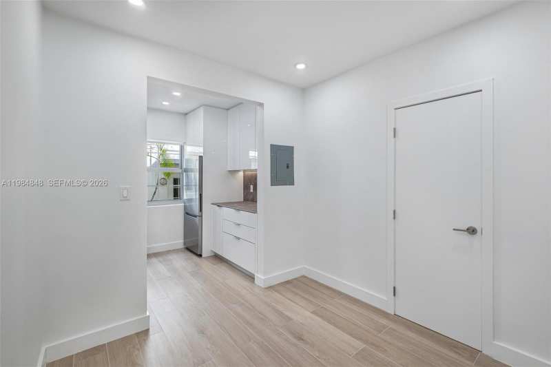 1610 Michigan Ave # 2, Miami Beach FL 33139