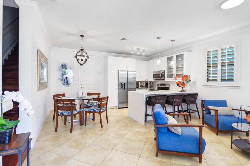 861 S Ocean Boulevard, Pompano Beach FL 33062