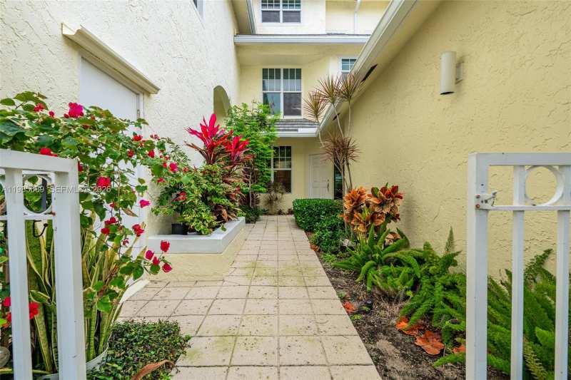 1404 Mainsail Cir # 1404, Jupiter FL 33477