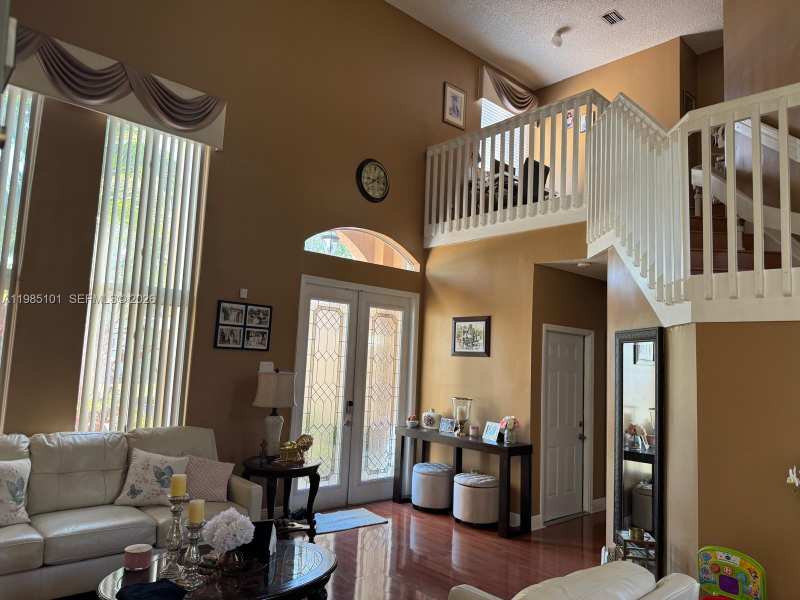 1661 SE 17th St, Homestead FL 33035