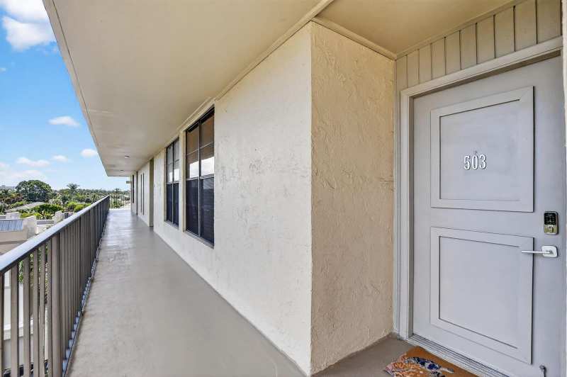 20 Royal Palm Way # 503, Boca Raton FL 33432