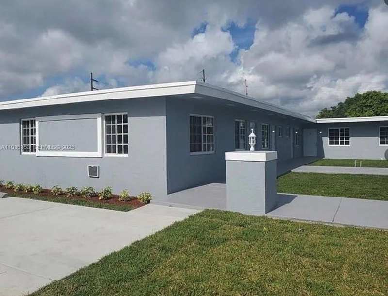 5511 SW 20th St # 3, West Park FL 33023