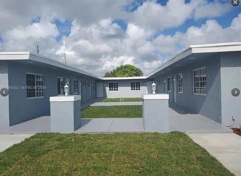5511 SW 20th St # 3, West Park FL 33023