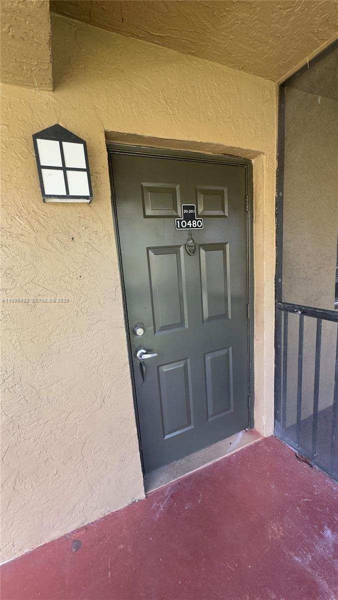 10480 NW 8th St # 201, Pembroke Pines FL 33026