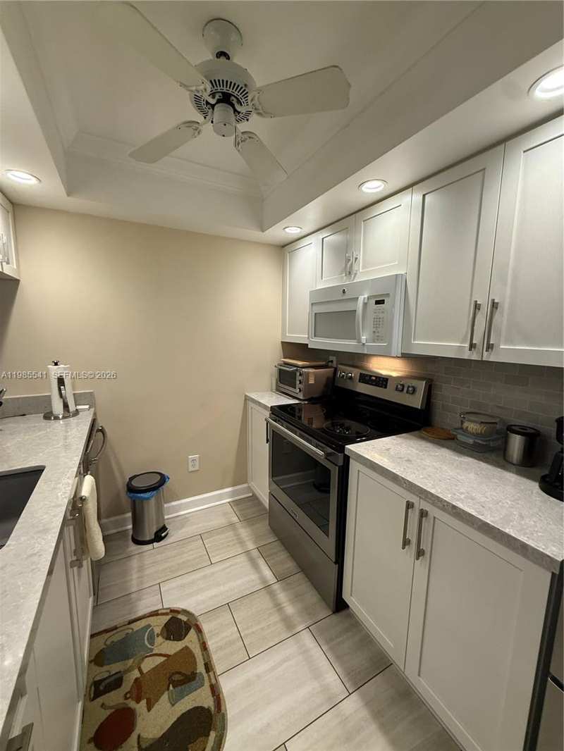 608 Waterside Dr # 608, Hypoluxo FL 33462