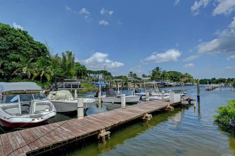 342 Southwind Drive # 216, North Palm Beach FL 33408