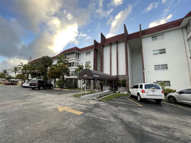 2061 NW 47th Ter # 306, Lauderhill FL 33313