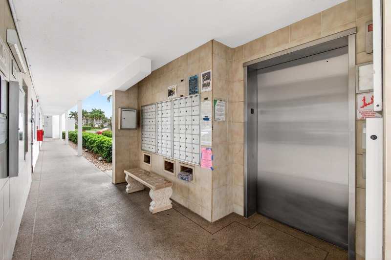 3010 Guildford A, Boca Raton FL 33434