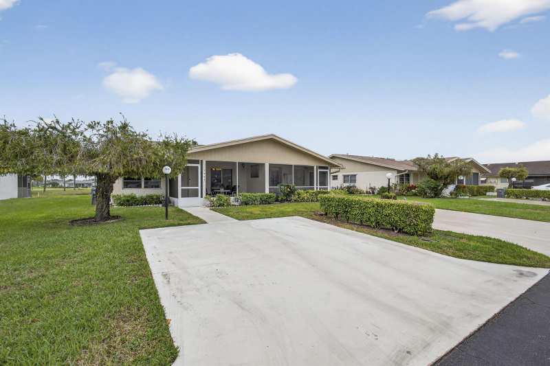 5455 Janice Lane, West Palm Beach FL 33417