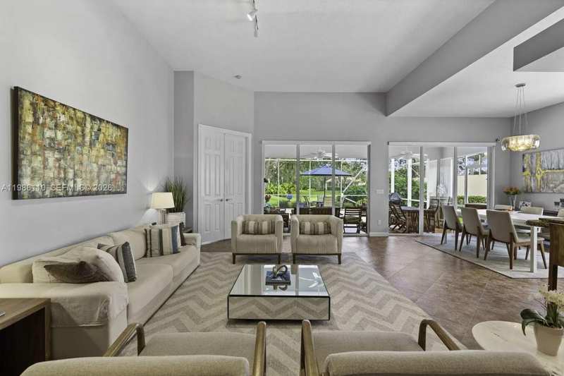 2862 Irma Lake Dr, West Palm Beach FL 33411