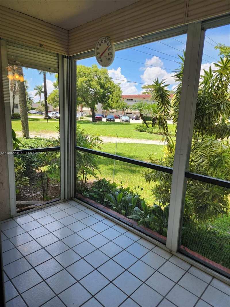 681 S Hollybrook Dr # 110, Pembroke Pines FL 33025