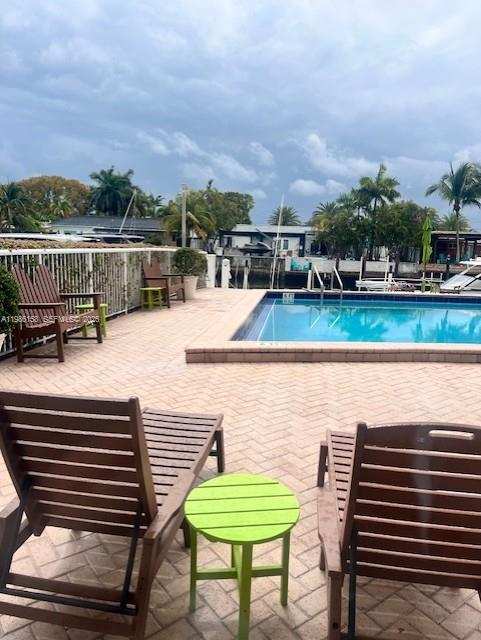2000 NE 135th St # 1002, North Miami FL 33181