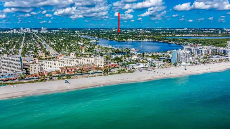 1523 Johnson St, Hollywood FL 33020