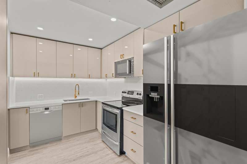 204 Mansfield E # 204, Boca Raton FL 33434
