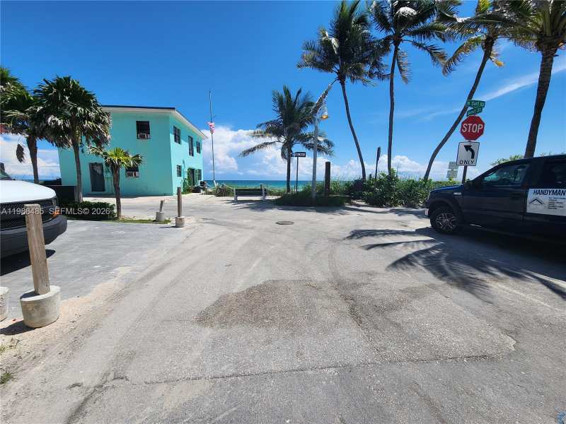 315 Walnut St # 2, Hollywood FL 33019