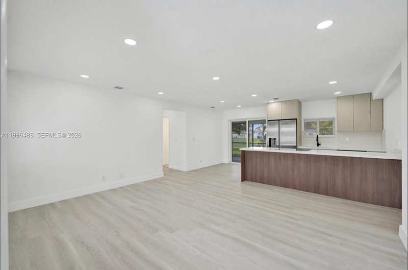 5023 SW 93rd Ave, Cooper City FL 33328