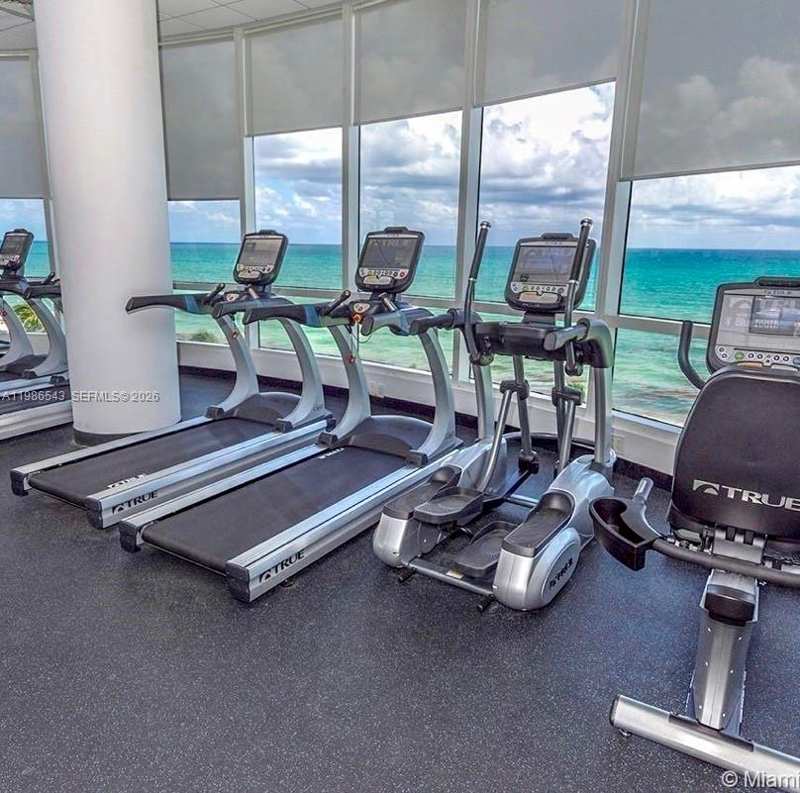 6365 Collins Ave # 904, Miami Beach FL 33141