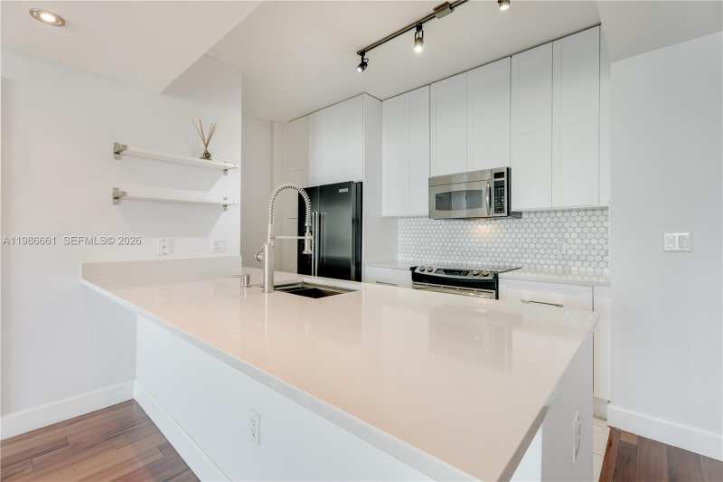 951 Brickell Ave # 3607, Miami FL 33131