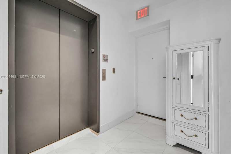 2900 NE 7th Ave # 1408, Miami FL 33137