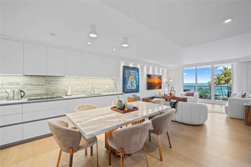 2301 Collins Ave # 624, Miami Beach FL 33139