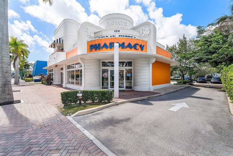 124 NE 5th Avenue, Delray Beach FL 33483