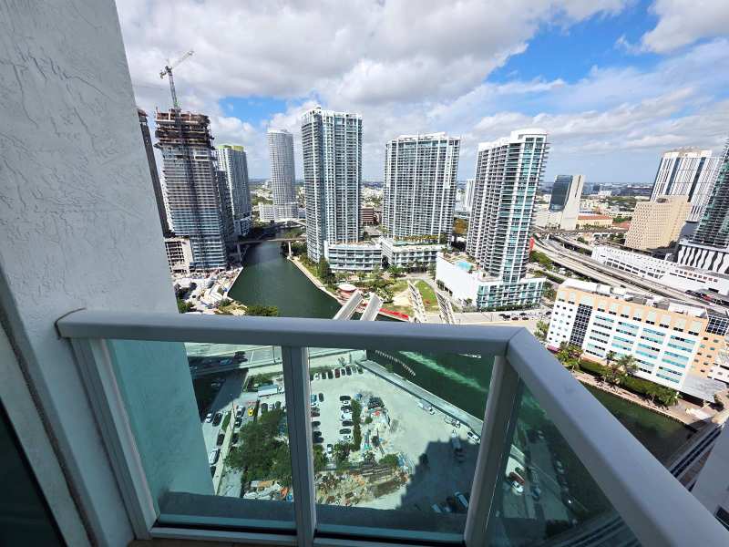 41 SE 5th Street # 1917, Miami FL 33131