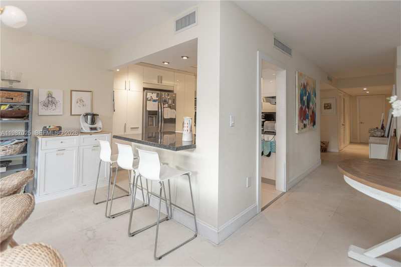 155 Ocean Lane Dr # 201, Key Biscayne FL 33149