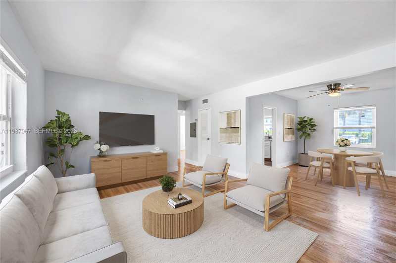 7621 SW 55th Ave # 21A, Miami FL 33143
