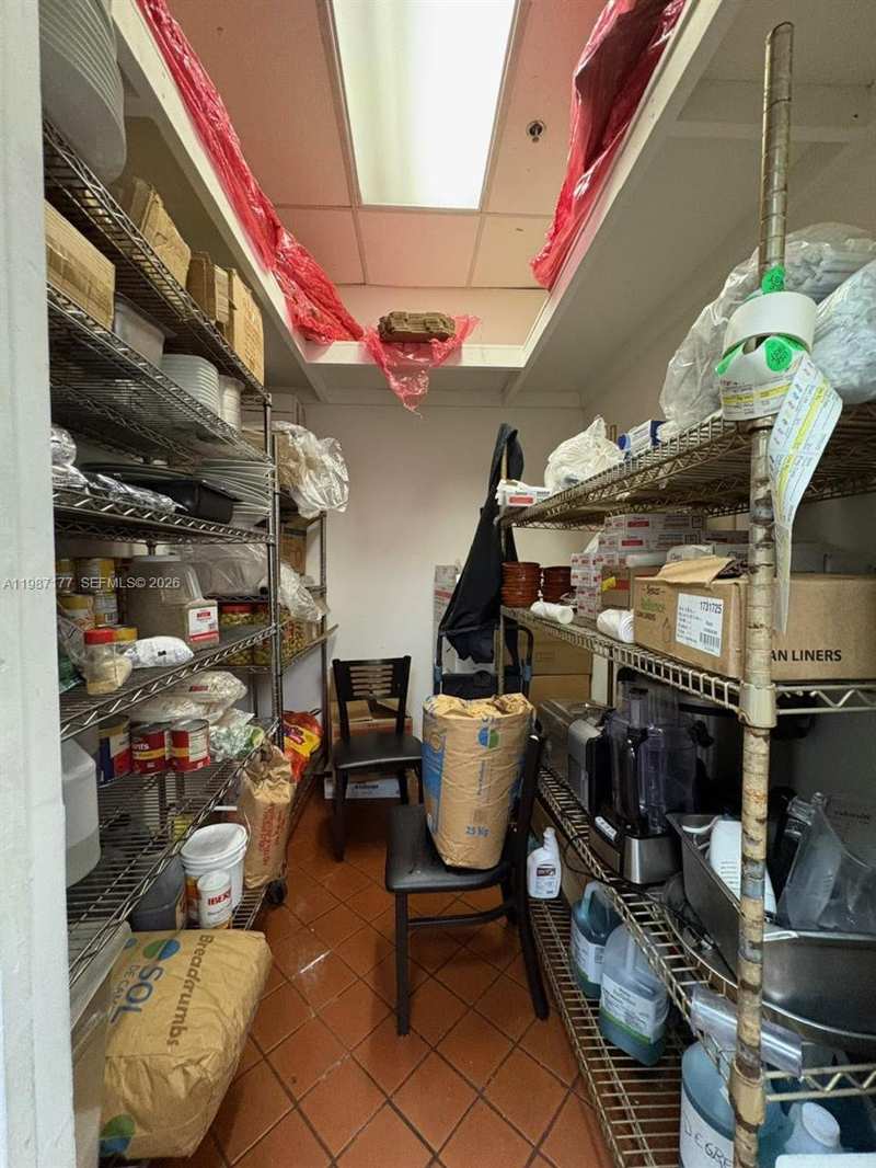 Main Road, Weston FL 33327